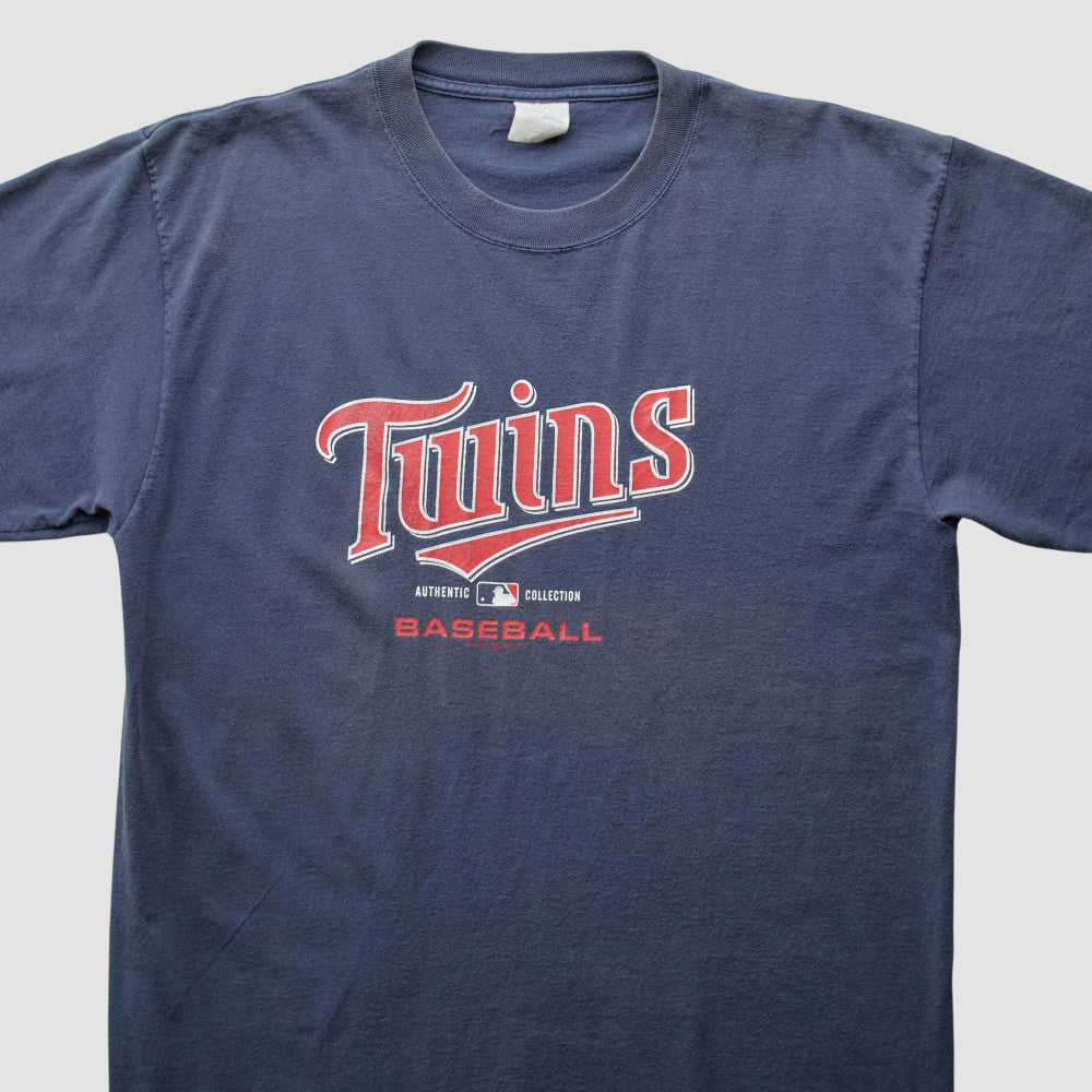 Minnesota Twins Majestic 2000s T-Shirt - Navy Vintage