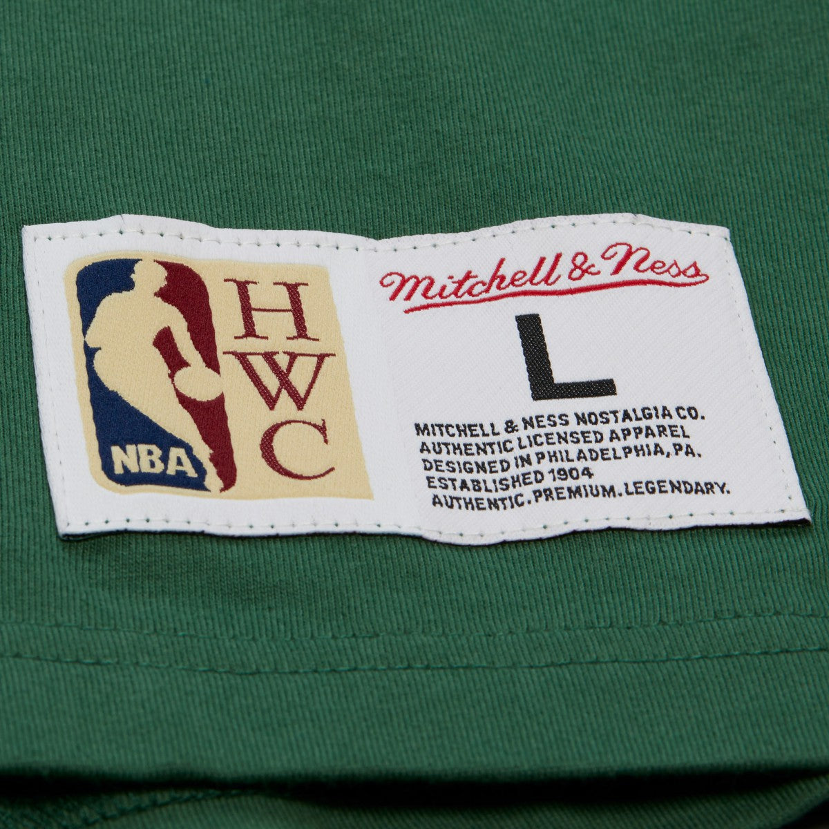 Milwaukee Bucks Hardwood Classics Throw It Back Premium T-Shirt - Green | Mitchell & Ness online