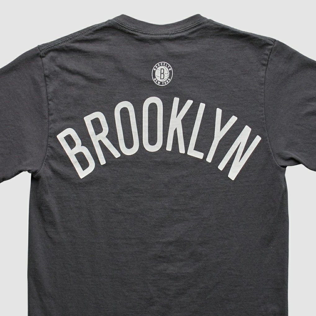 Brooklyn Nets UNK 2012 T-shirt - Charcoal Vintage | Vintage sale