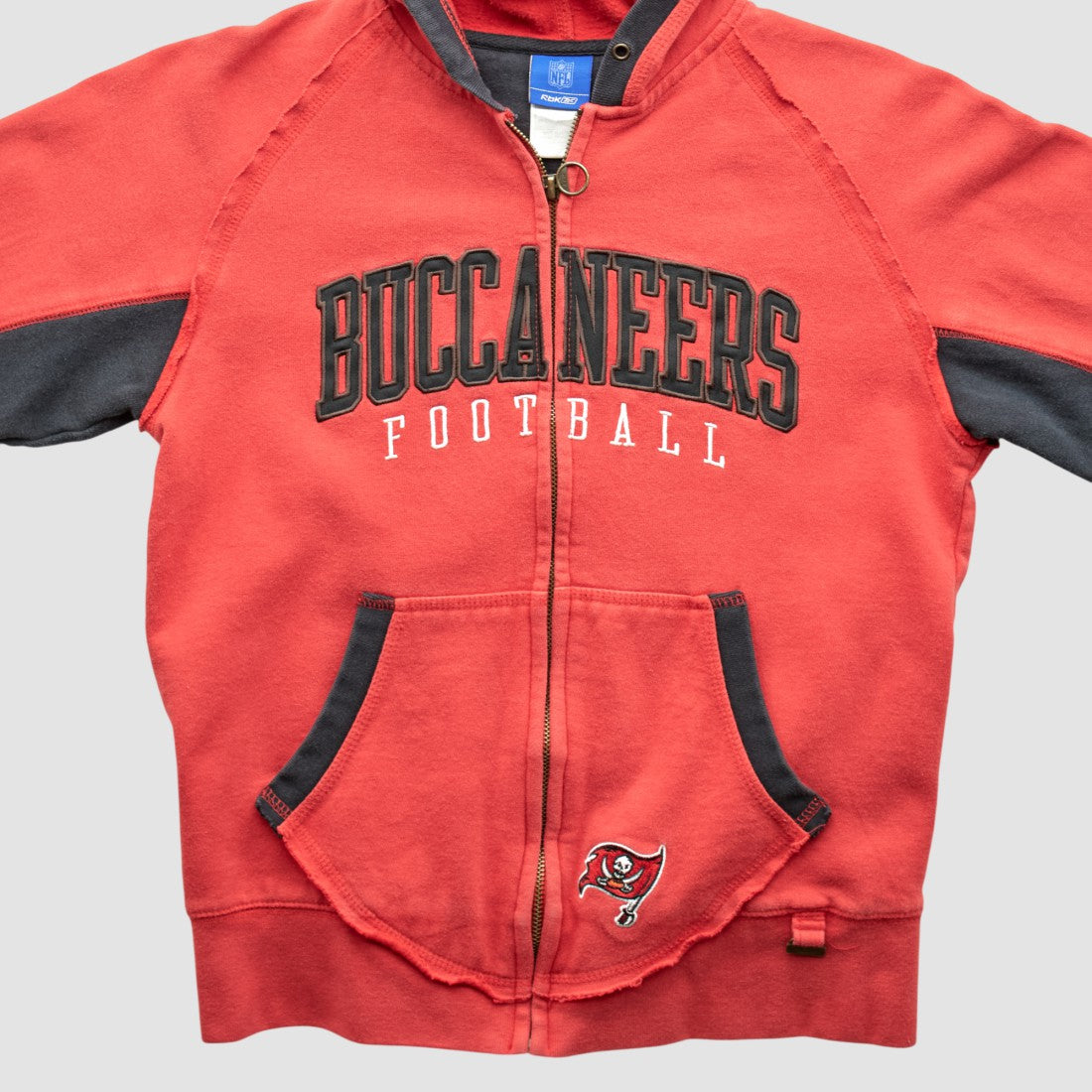 Tampa Bay Buccaneers Reebok 2000s Hooded Full Zip Sweatshirt - Red Vintage sale