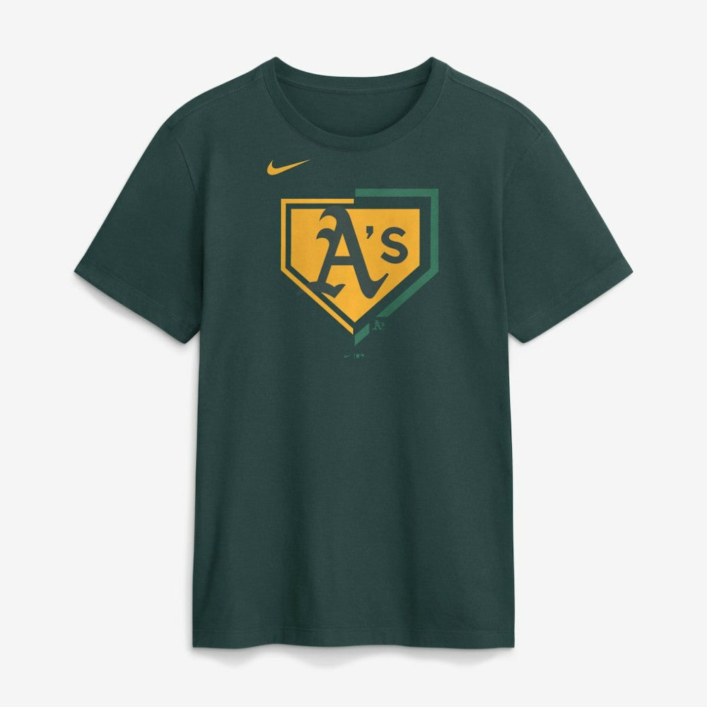 Athletics Icon T-Shirt - Green | Nike