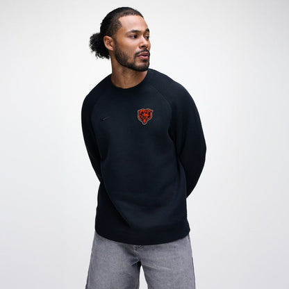 Chicago Bears Tech Fleece Raglan Sweatshirt - Black | Nike on sale