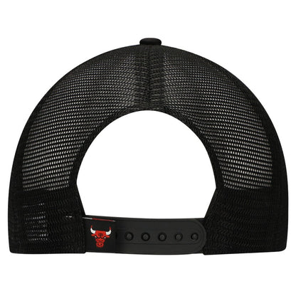 Chicago Bulls Youth Court Sport Mascot 9FIFTY Snapback Hat - White/Black | New Era outlet