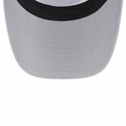Chicago Bulls Court Sport Foam A-Frame 9FORTY Adjustable Trucker Hat - White/Black | New Era online