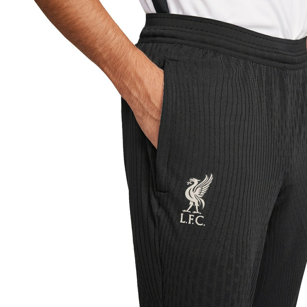 Liverpool 2024/25 Advance Strike Pants - Black | Nike shop