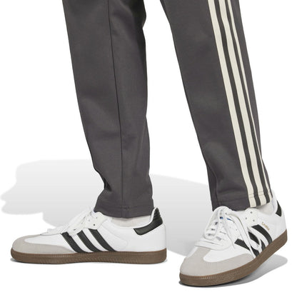 Juventus Originals adicolor Track Pants - Black | Adidas outlet