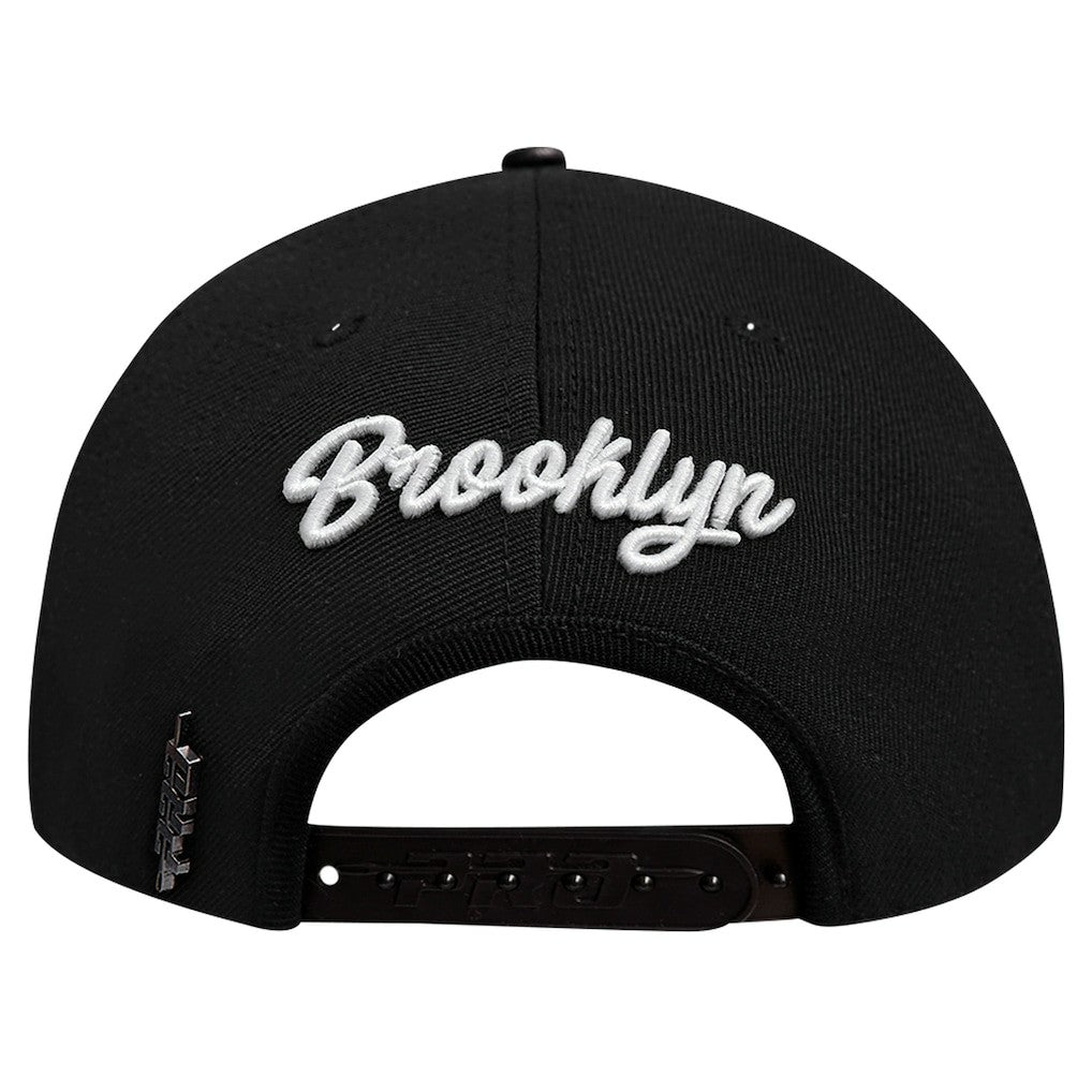 Brooklyn Nets Pro Standard Paint the City Pinch Front Snapback Hat - Black outlet