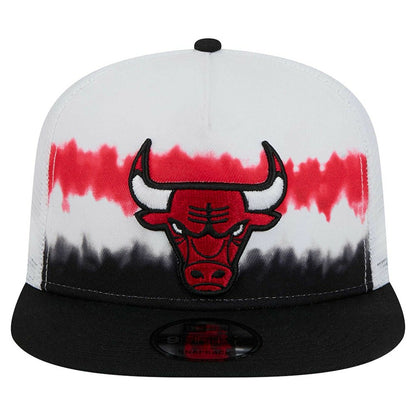 Chicago Bulls Dip-Dye 9FIFTY A-Frame Trucker Snapback Hat - White/Black | New Era on sale