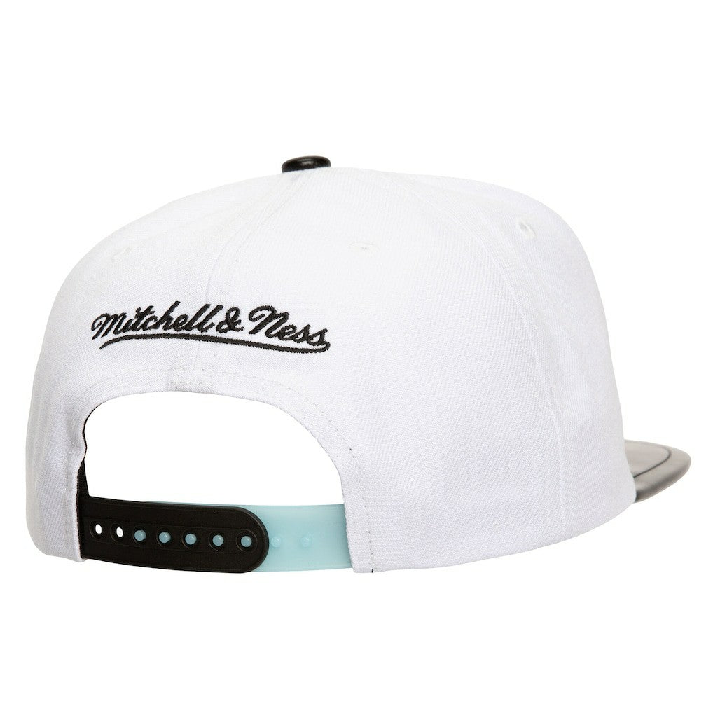 Chicago Bulls Day 11 Snapback Hat - White | Mitchell & Ness shop