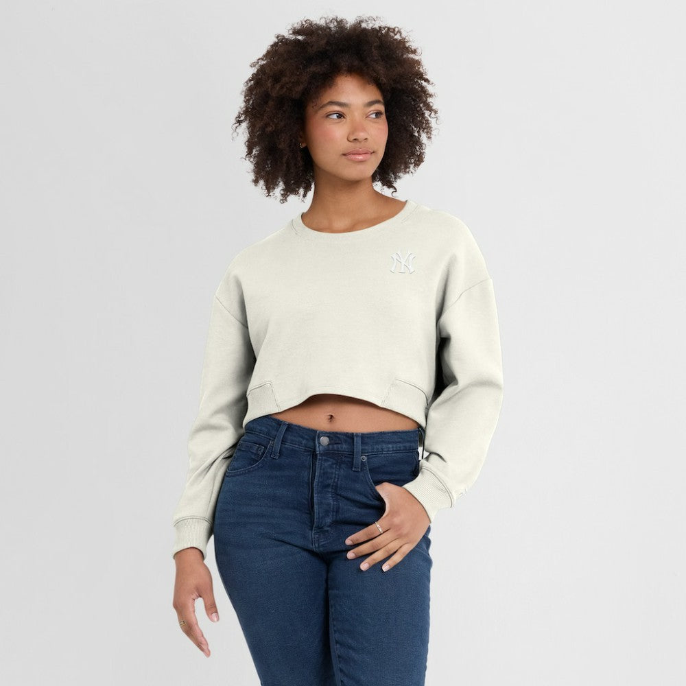 New York Yankees Women's Studio Cropped Pullover Sweatshirt - Cream