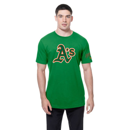 Athletics St. Patrick's Day Shamrock Fill T-Shirt - Kelly Green | New Era