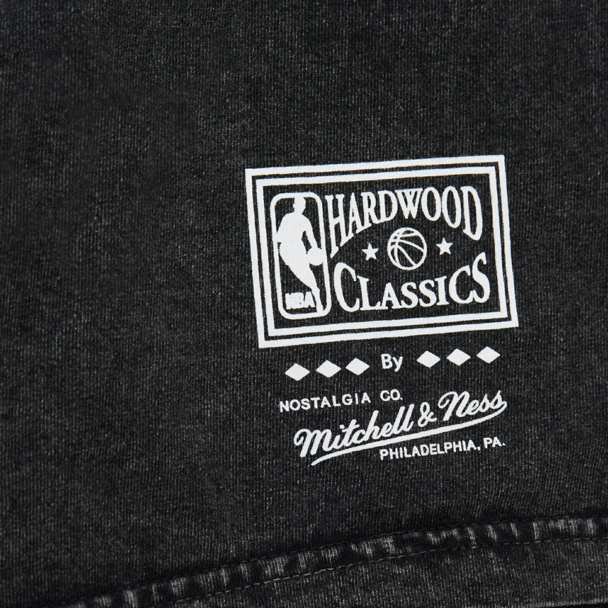 Los Angeles Lakers Unisex Hardwood Classics Vintage Voltage Premium Heavyweight T-Shirt - Black | Mitchell & Ness sale