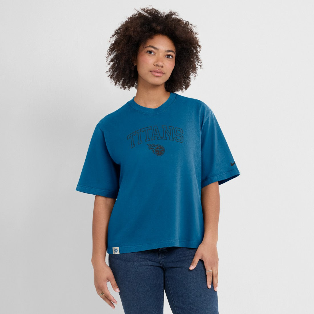 Tennessee Titans Women's Glory Arch Boxy T-Shirt - Blue | Nike online