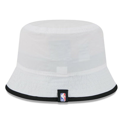 Chicago Bulls 2025 NBA Draft Nylon Bucket Hat - White/Black | New Era shop