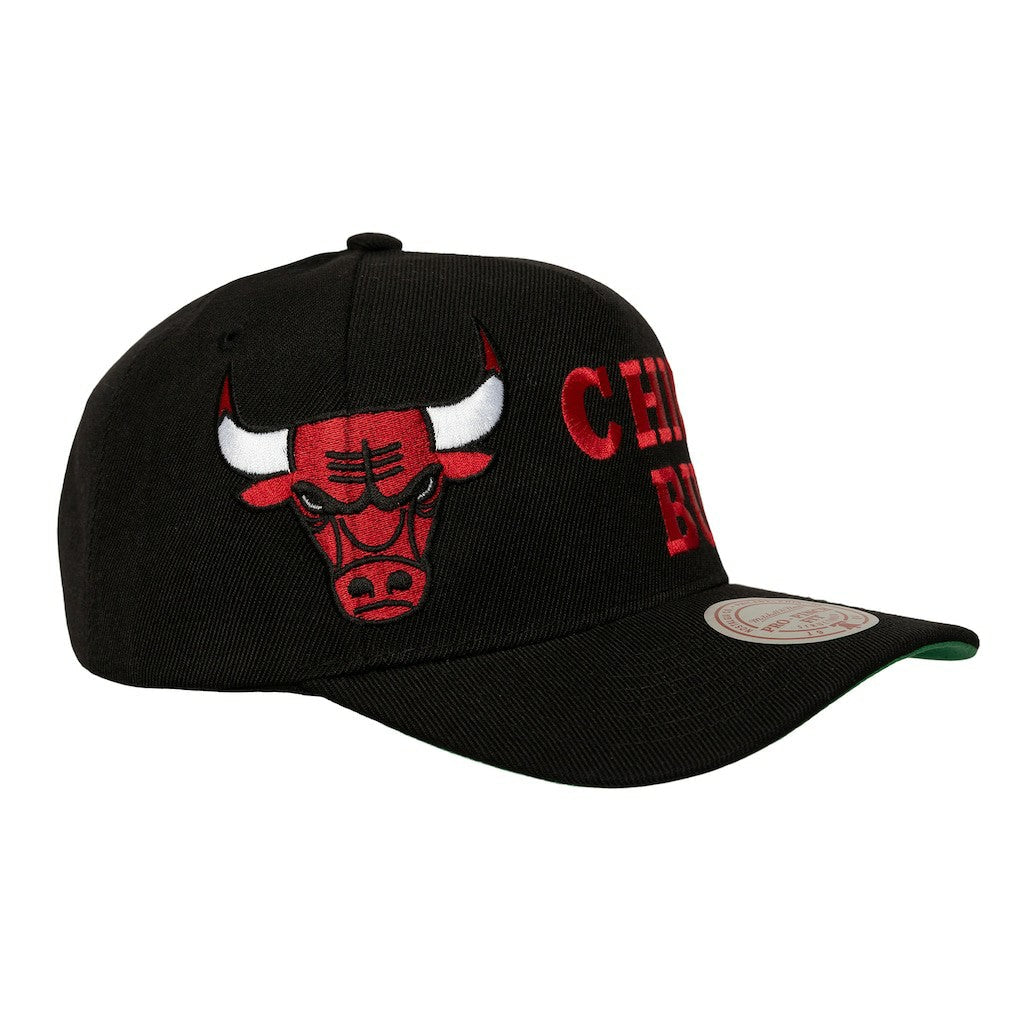 Chicago Bulls Busted Logo Wordmark Wrap-Around Pro Pinch Adjustable Hat - Black | Mitchell & Ness outlet