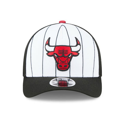 Chicago Bulls 2025 NBA Tip Off M-Crown A-Frame 9FORTY Adjustable Hat - White/Black | New Era outlet