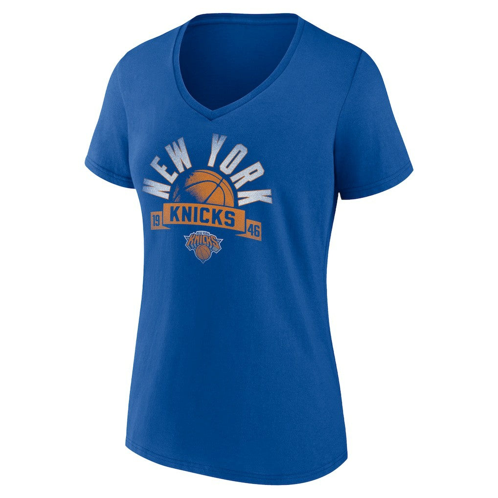 New York Knicks Women's '90s Graphic V-Neck T-Shirt - Blue online