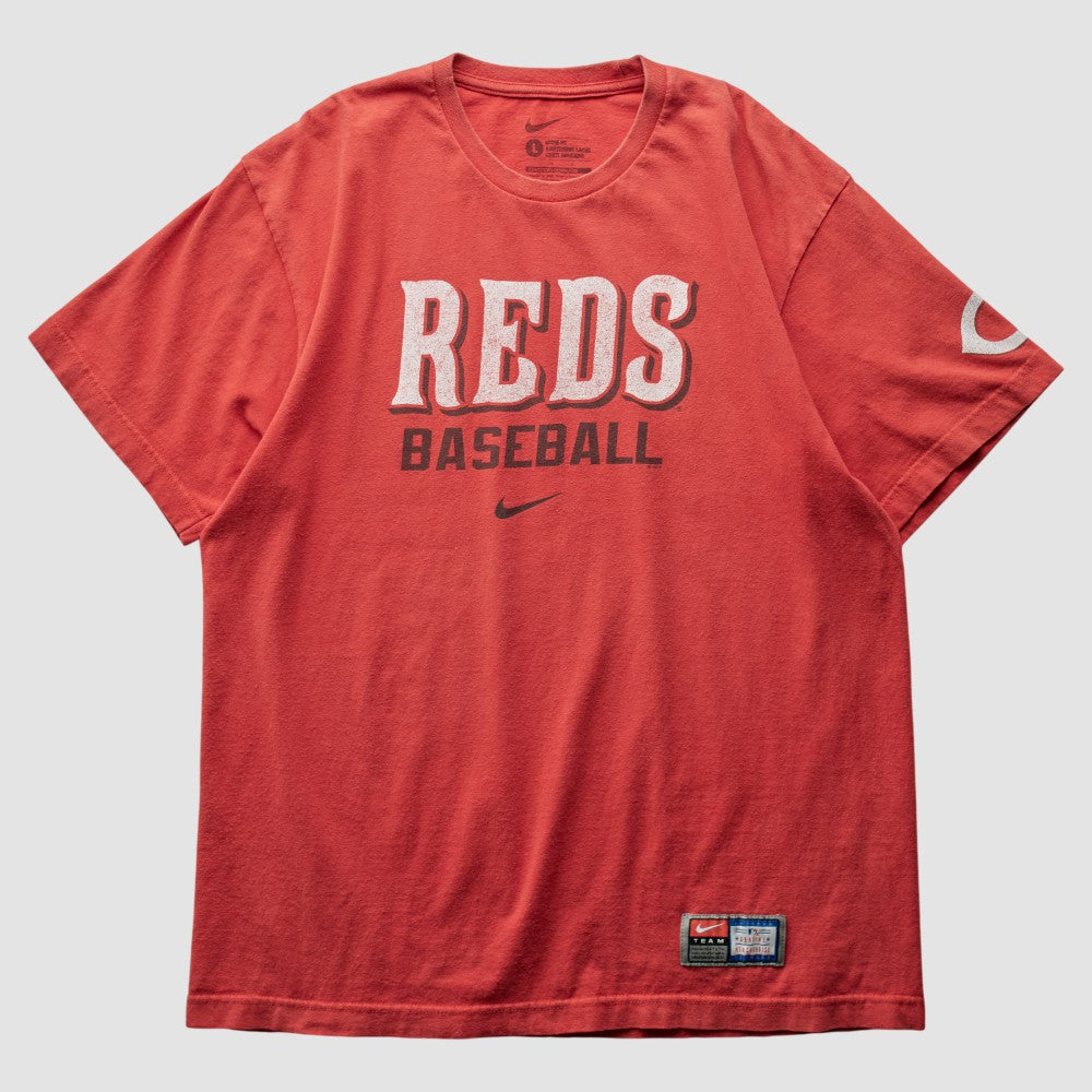 Cincinnati Reds 2000s T-Shirt - Red Vintage | Nike