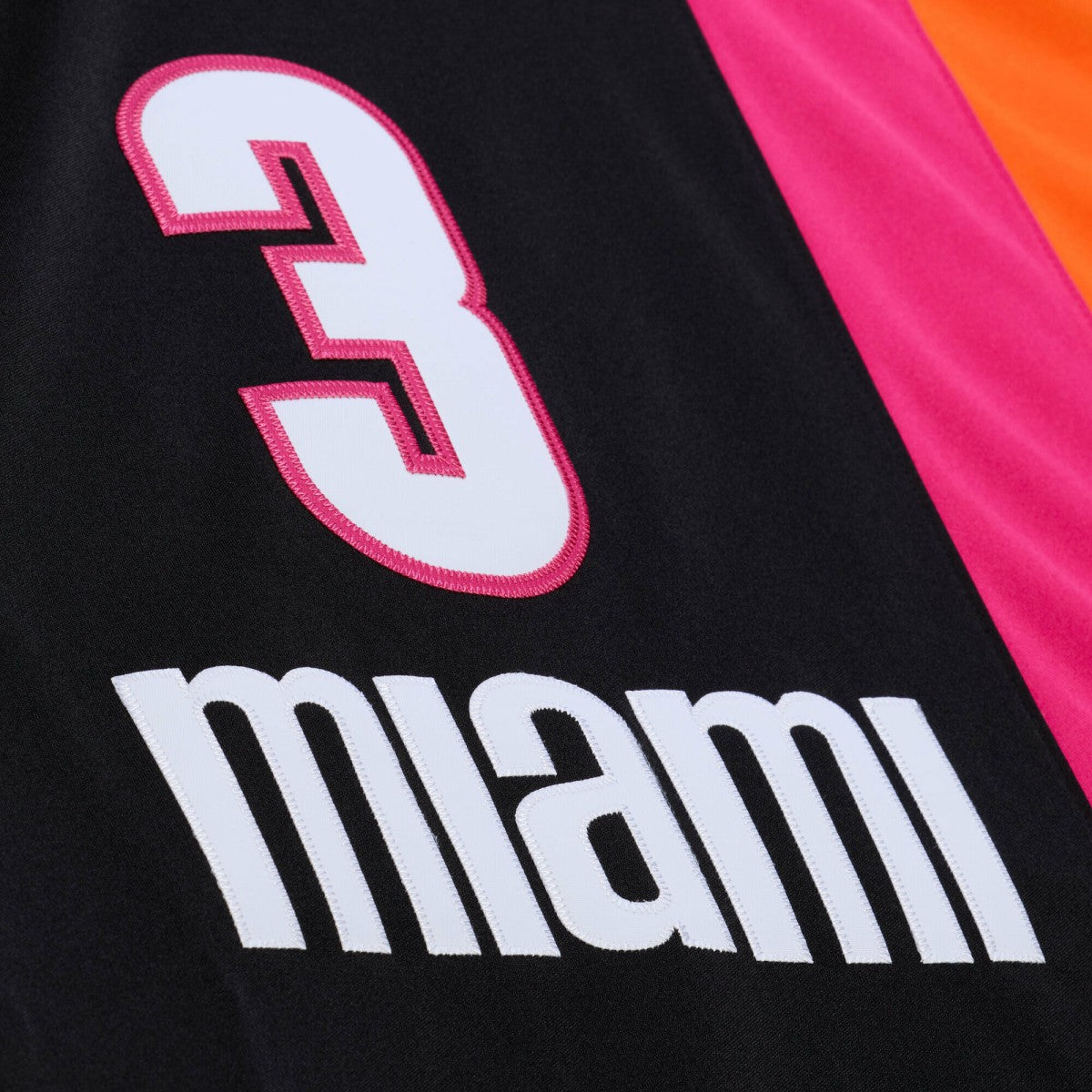 Dwyane Wade Miami Heat 2005-06 Hardwood Classics Authentic Jersey - Black | Mitchell & Ness online