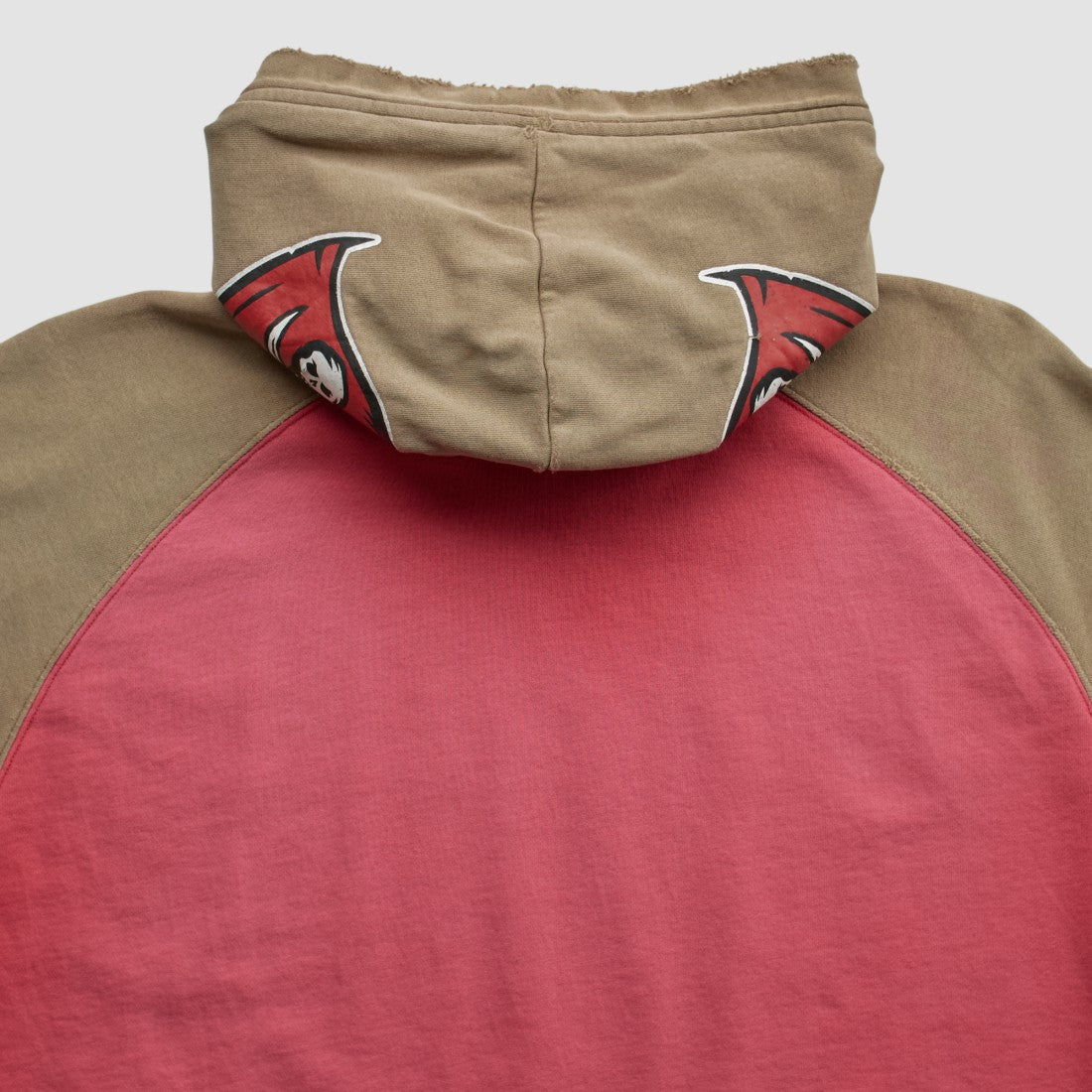 Tampa Bay Buccaneers Reebok 2000s Hooded Pullover Sweatshirt - Red Vintage sale