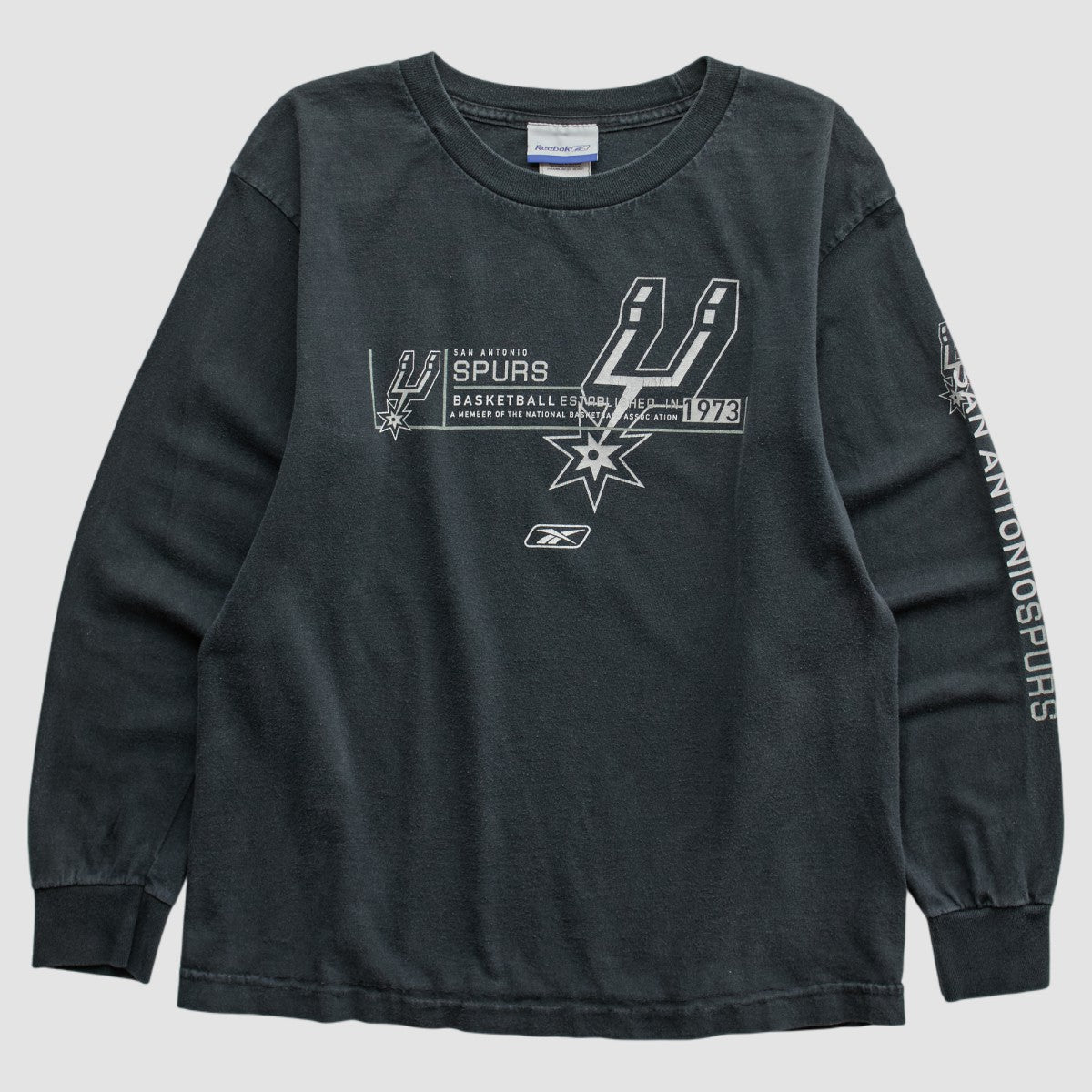 San Antonio Spurs Reebok 2000s Long Sleeve T-shirt - Black Vintage | Vintage discount