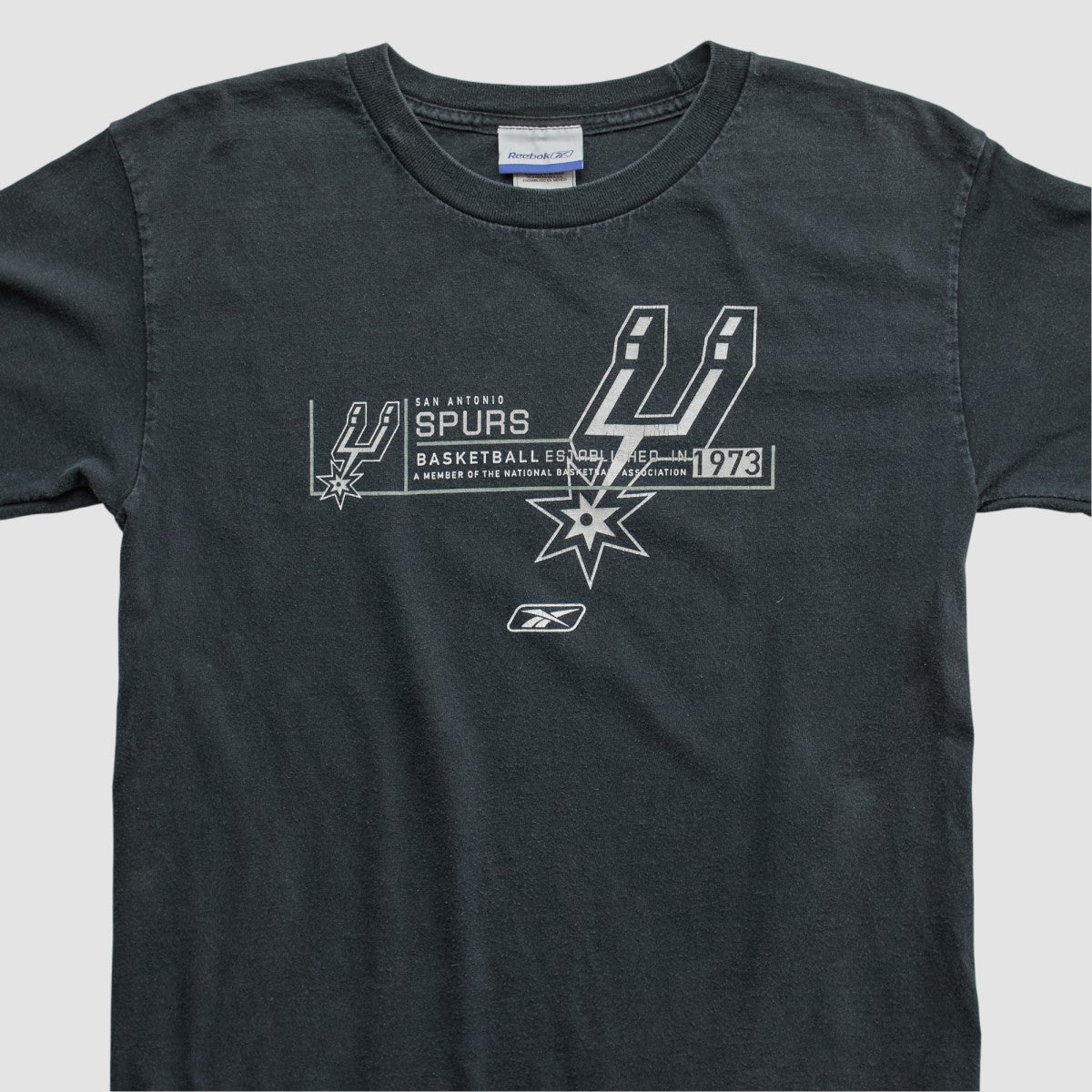 San Antonio Spurs Reebok 2000s Long Sleeve T-shirt - Black Vintage | Vintage discount