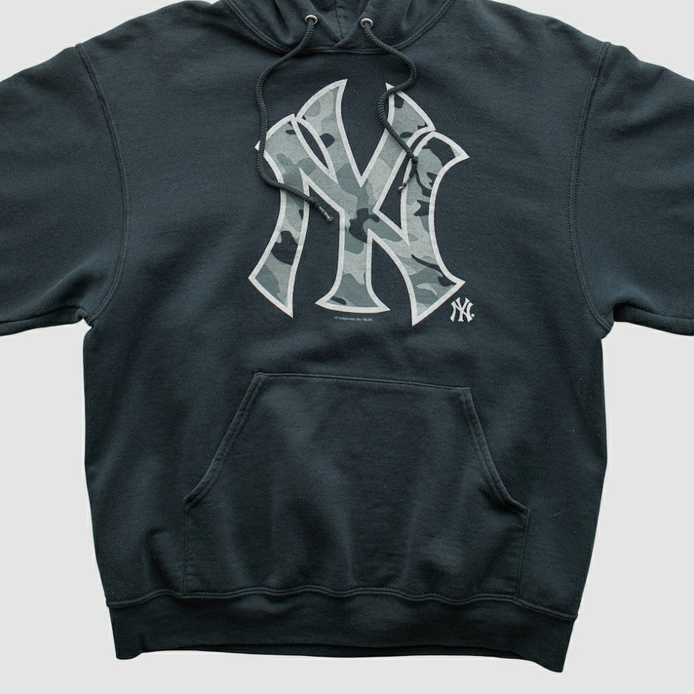 New York Yankees Genuine Merchandise 2010s Hooded Pullover Sweatshirt - Black Vintage