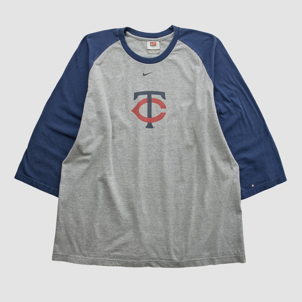 Minnesota Twins 2000s T-shirt - Heather Gray Vintage | Nike