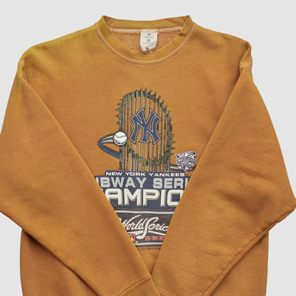 New York Yankees 2000 Pullover Sweatshirt - Clay Vintage