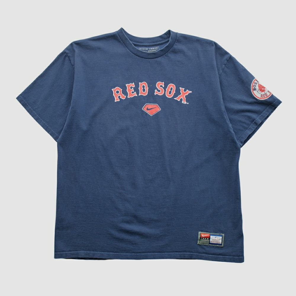 Boston Red Sox 2000s T-shirt - Navy Vintage | Nike