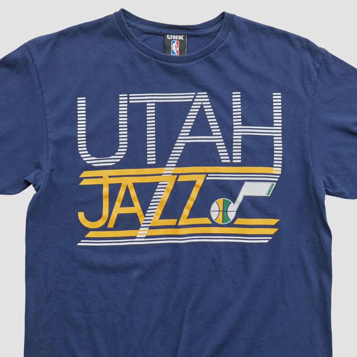 Utah Jazz UNK 2010s T-shirt - Navy Vintage | Vintage online