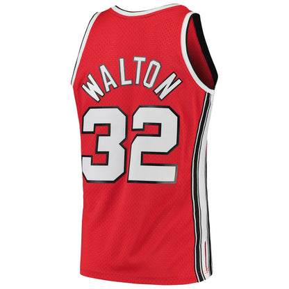Bill Walton Portland Trail Blazers 1976/77 Hardwood Classics Swingman Jersey - Red | Mitchell & Ness shop