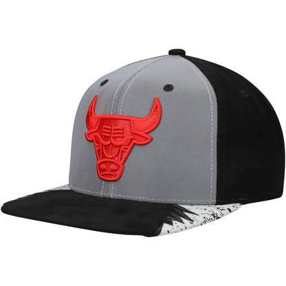 Chicago Bulls Day 5 Snapback Hat - Silver/Gray | Mitchell & Ness online