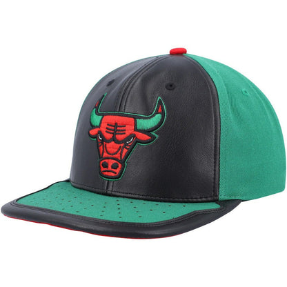 Chicago Bulls Day One Snapback Hat - Black/Green | Mitchell & Ness online