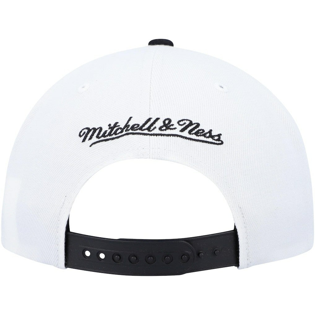 Chicago Bulls NBA Day One Snapback Hat - Black/White | Mitchell & Ness discount
