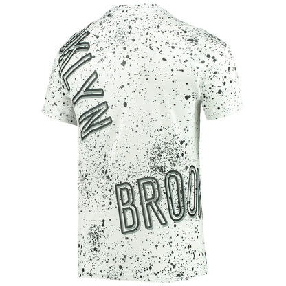 Brooklyn Nets FISLL Gold Foil Splatter Print T-Shirt - White outlet