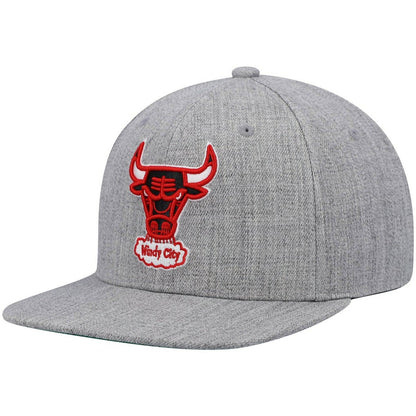 Chicago Bulls Hardwood Classics Team 2.0 Snapback Hat - Heathered Gray | Mitchell & Ness on sale