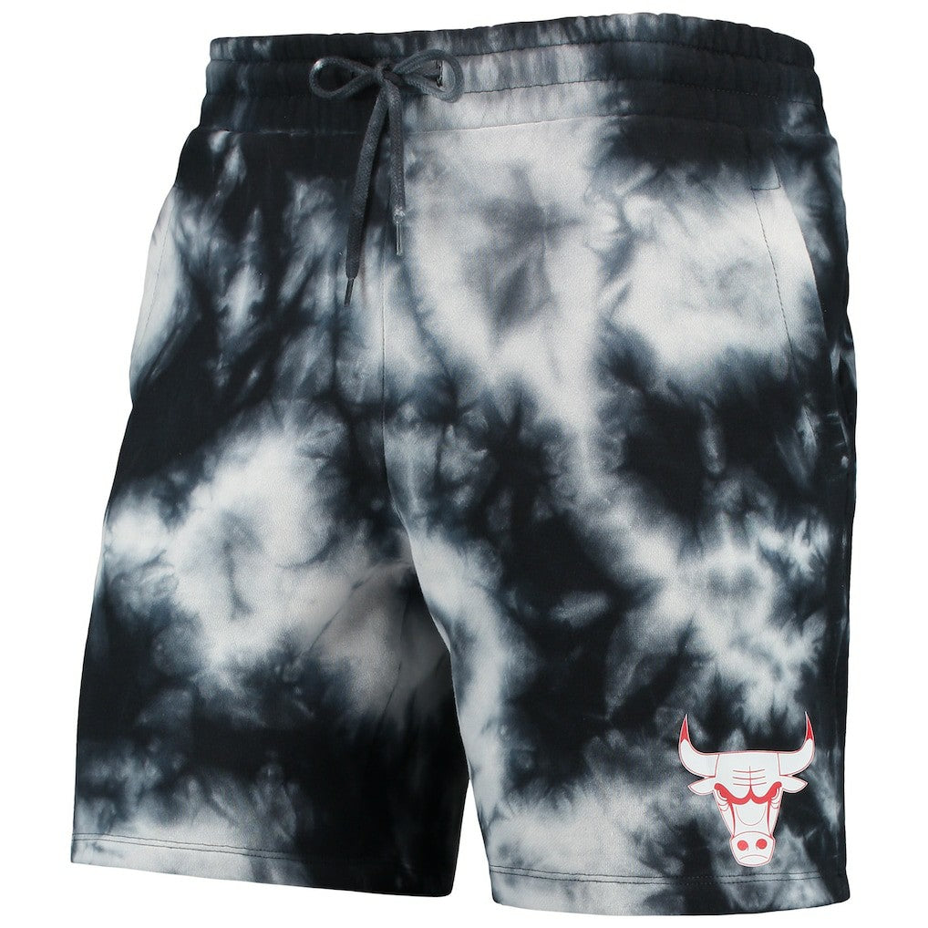 Chicago Bulls Fleece Tie-Dye Shorts - Black | New Era for sale